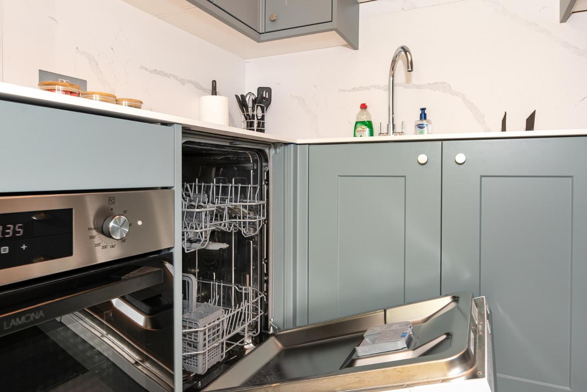 2-Bedroom Victorian Apartment In Kensington London Exteriör bild